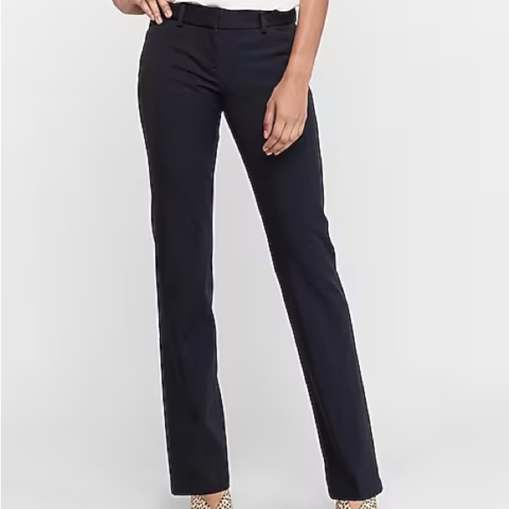 BRAND NEW STILL IN BAG Express Low Rise Barely Boot Editor in Pitch Black, 6R